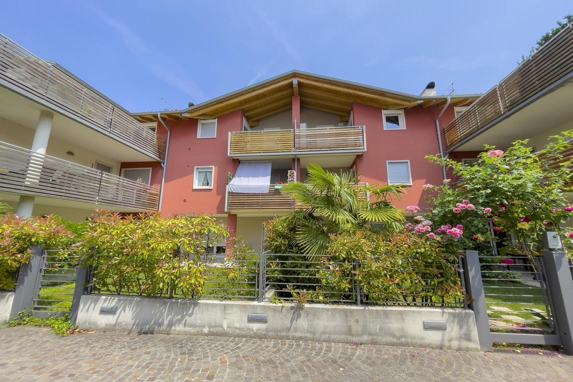 Casa Margherita Few Minutes From Lake - Happy Rentals Riva del Garda Exterior foto